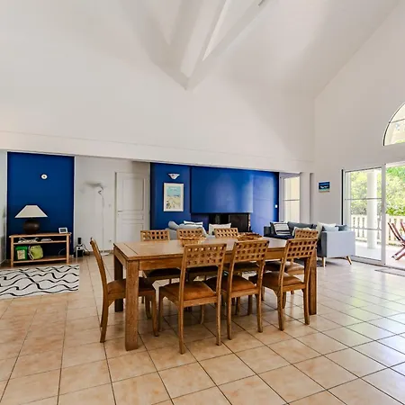 Villa Familiale Avec Piscine Dans La Pinède à 4min De L'océan-ag13 *