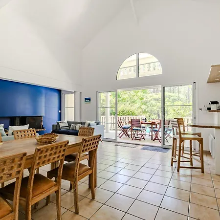 Villa Familiale Avec Piscine Dans La Pinède à 4min De L'océan-ag13 Lacanau