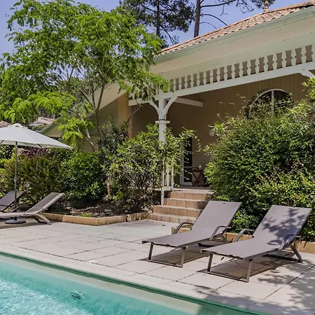 Familiale Avec Piscine Dans La Pinède à 4min De L'océan-ag13 Lacanau